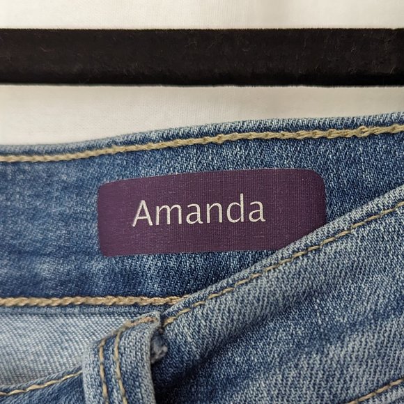 Gloria Vanderbilt Amanda Light Wash Denim Jeans Size 16 - Picture 8 of 13